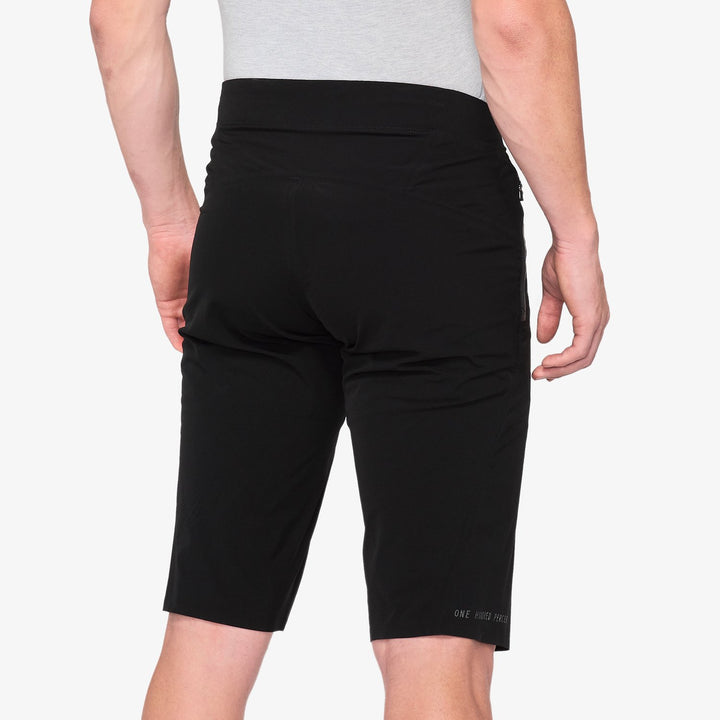 100% CELIUM Shorts Black