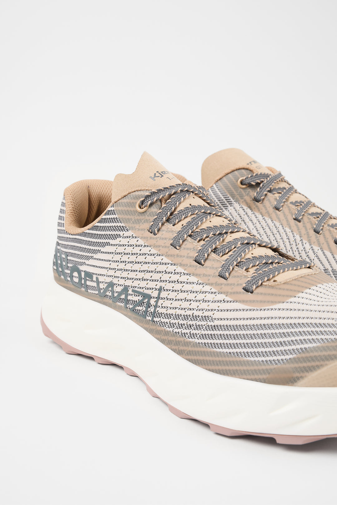 Nnormal Kjerag 01 Beige