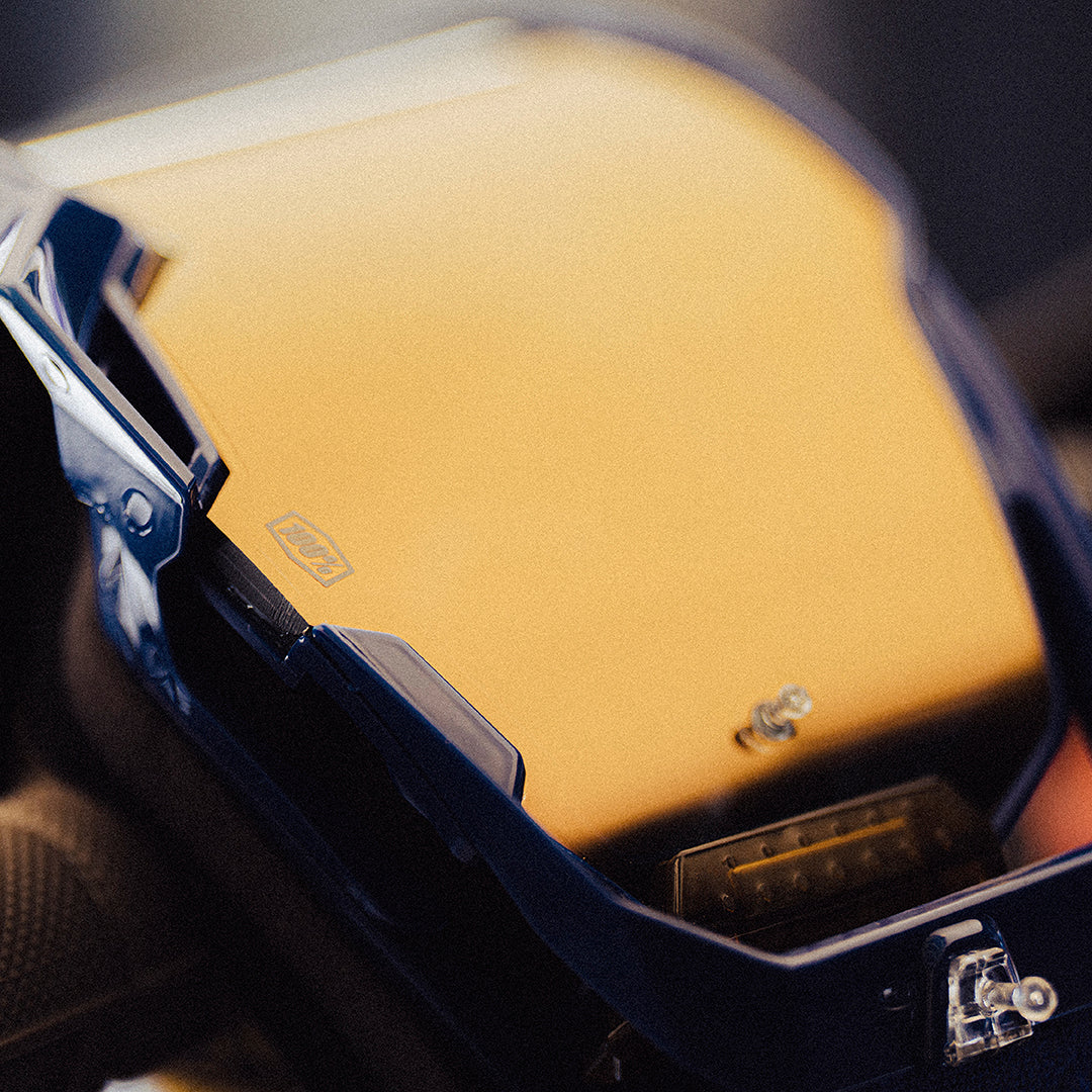 100% ARMEGA® Goggle Klein - True Gold Mirror Lens