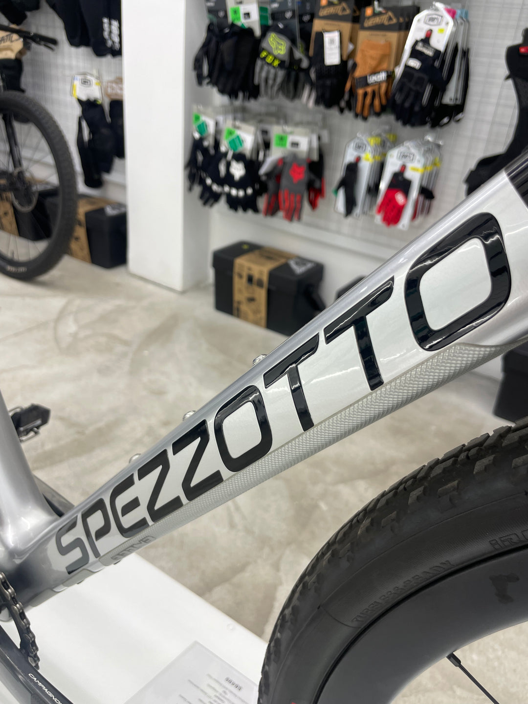 Spezzotto Race Gravel