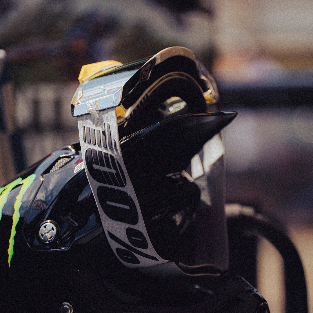 100% ARMEGA® Goggle Viggo - Silver Flash Mirror Lens