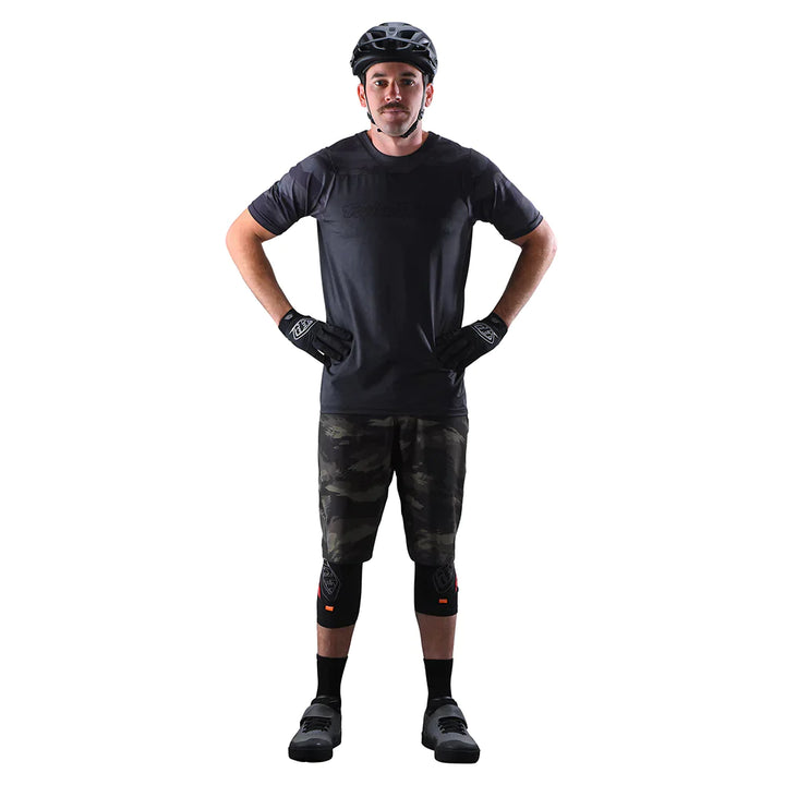 SKYLINE SS - SIGNATURE CAMO BLACK