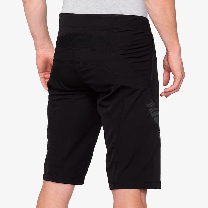 100% AIRMATIC Shorts Black