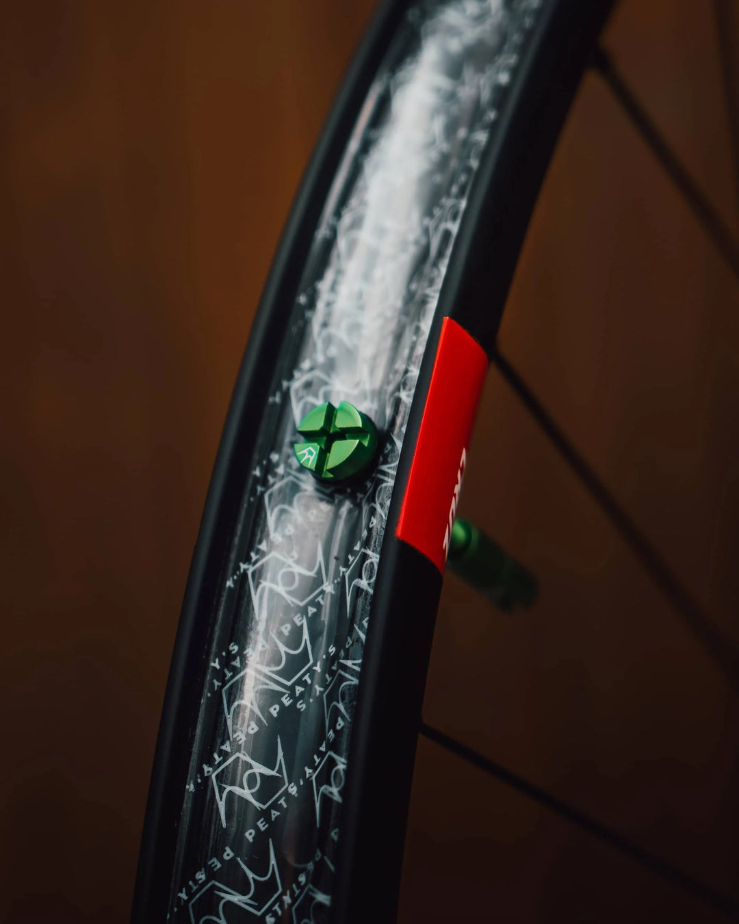 Peaty's x Chris King (MK2) Válvulas Tubeless - 42mm / Bourbon